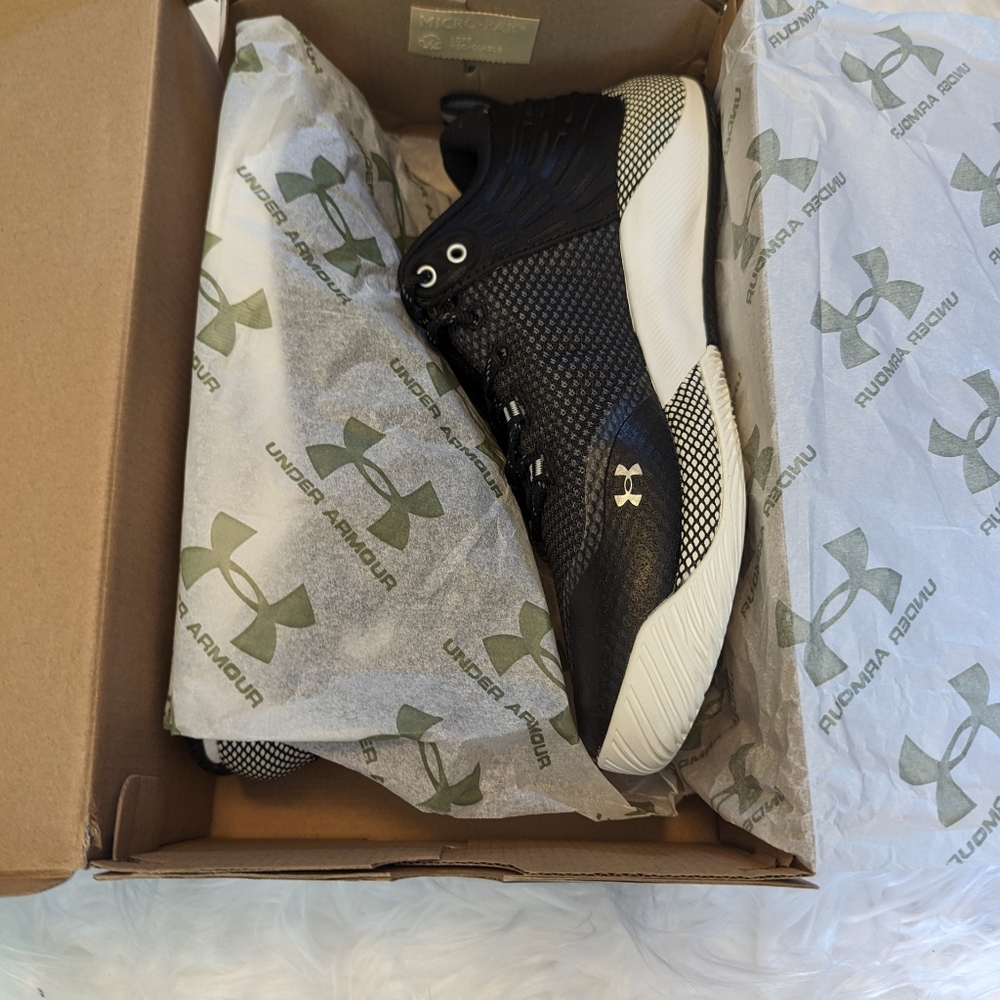 Women's size 10.5 Under Armour HOVR Block City VOLLEYBALL /BASKETBALL Brand New - Picture 7 of 7